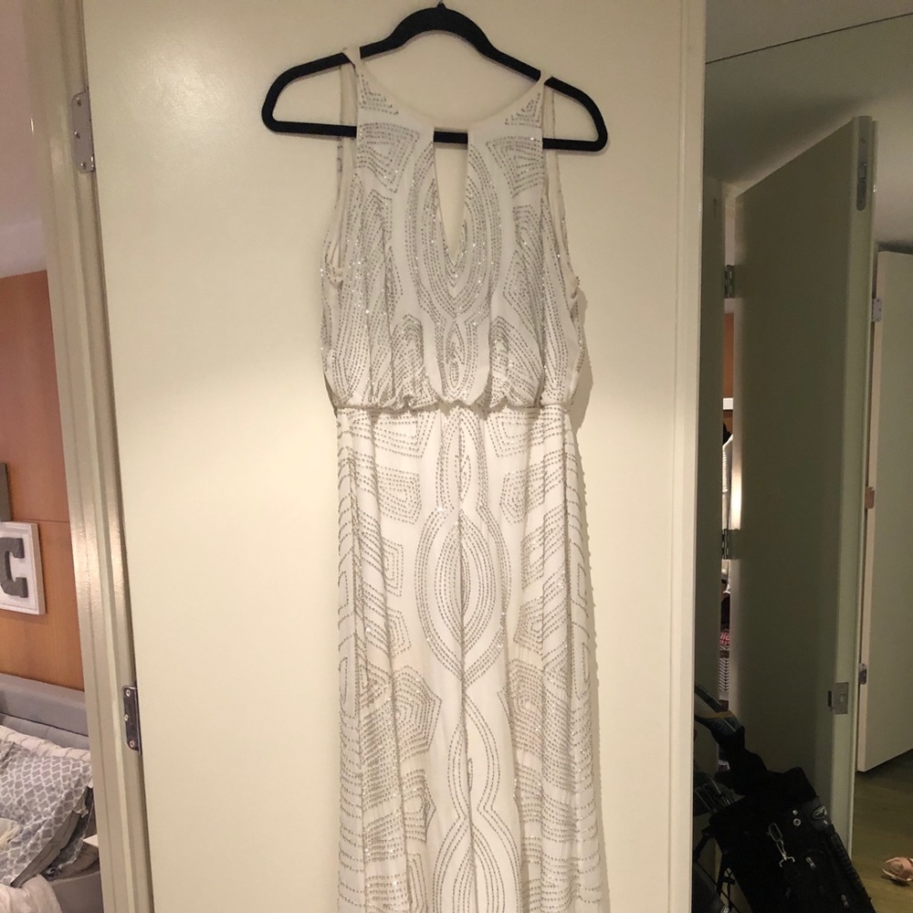 Caché white beaded gown